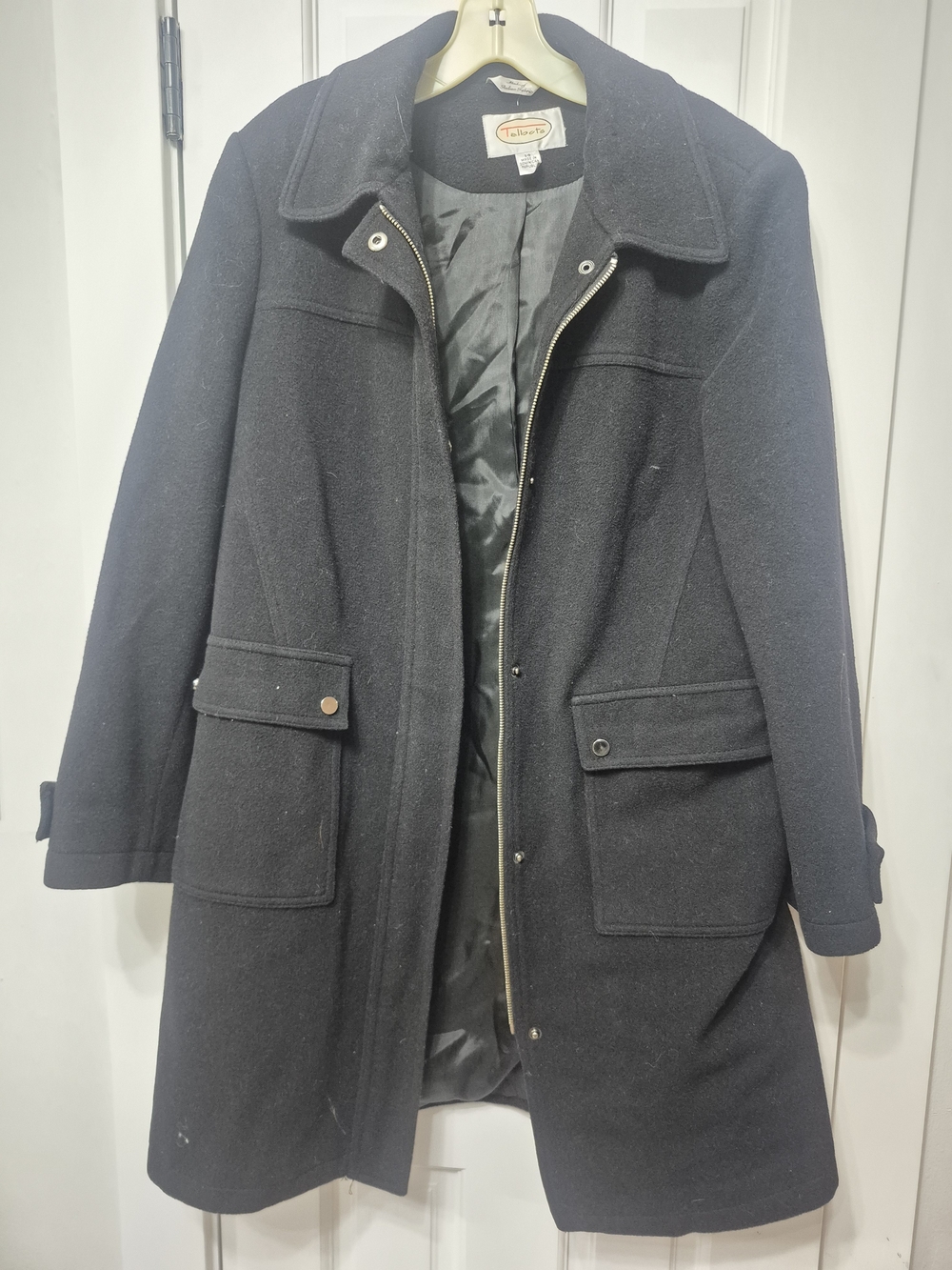 Women's Black Wool Blend Zip-Front Coat